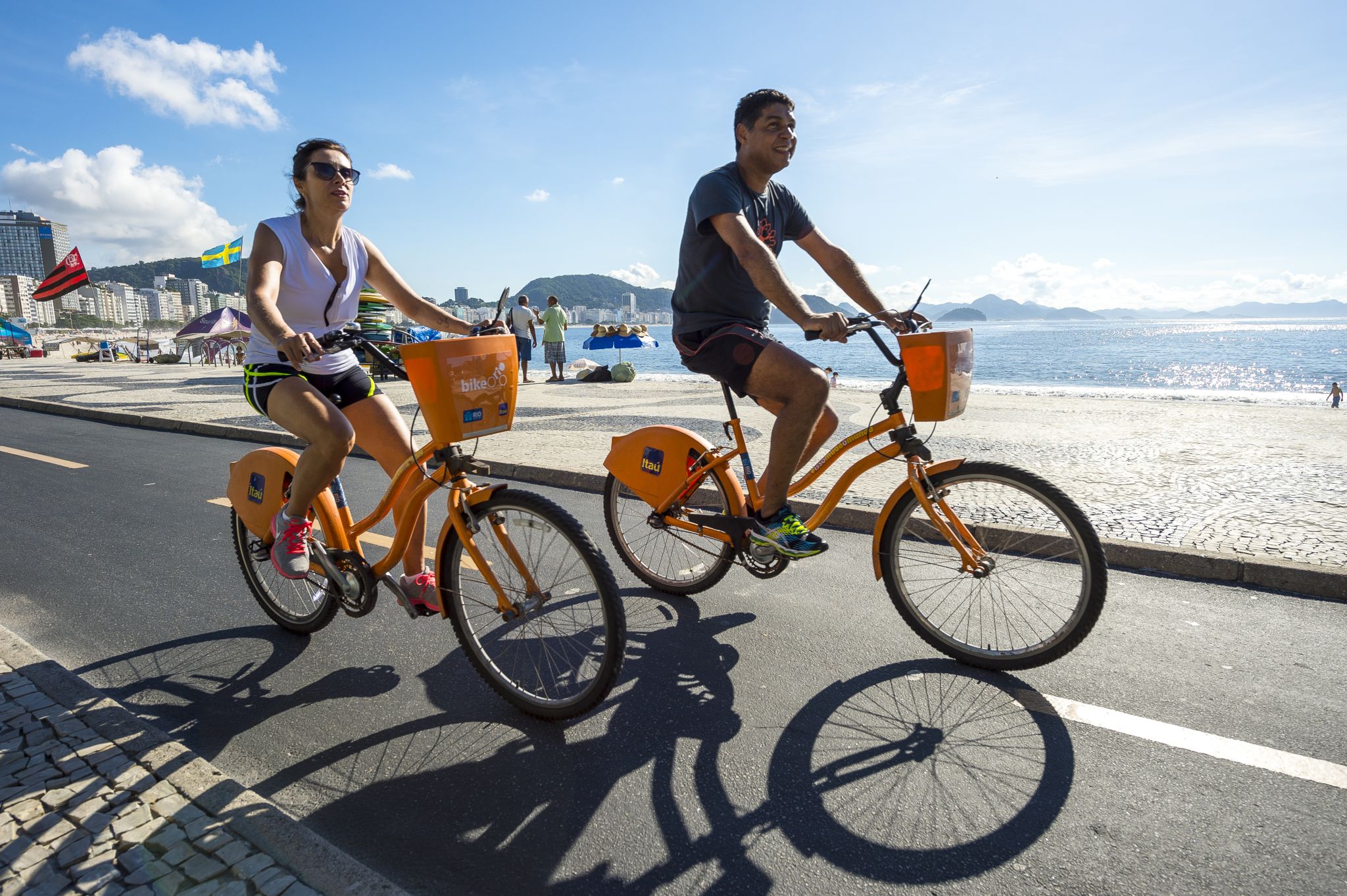 bicicletas compartilhadas foto lazyllama shutterstock