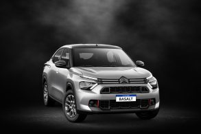 Citroen Basalt Feel 2025 prata com fundo preto