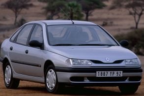 RENAULT LAGUNA 1998 PRATA FRENTE E LATERAL