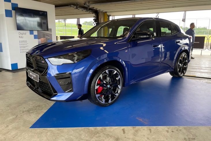 BMW X2 M35I AZUL FRENTE LATERAL TRASEIRA JABULAS (5)