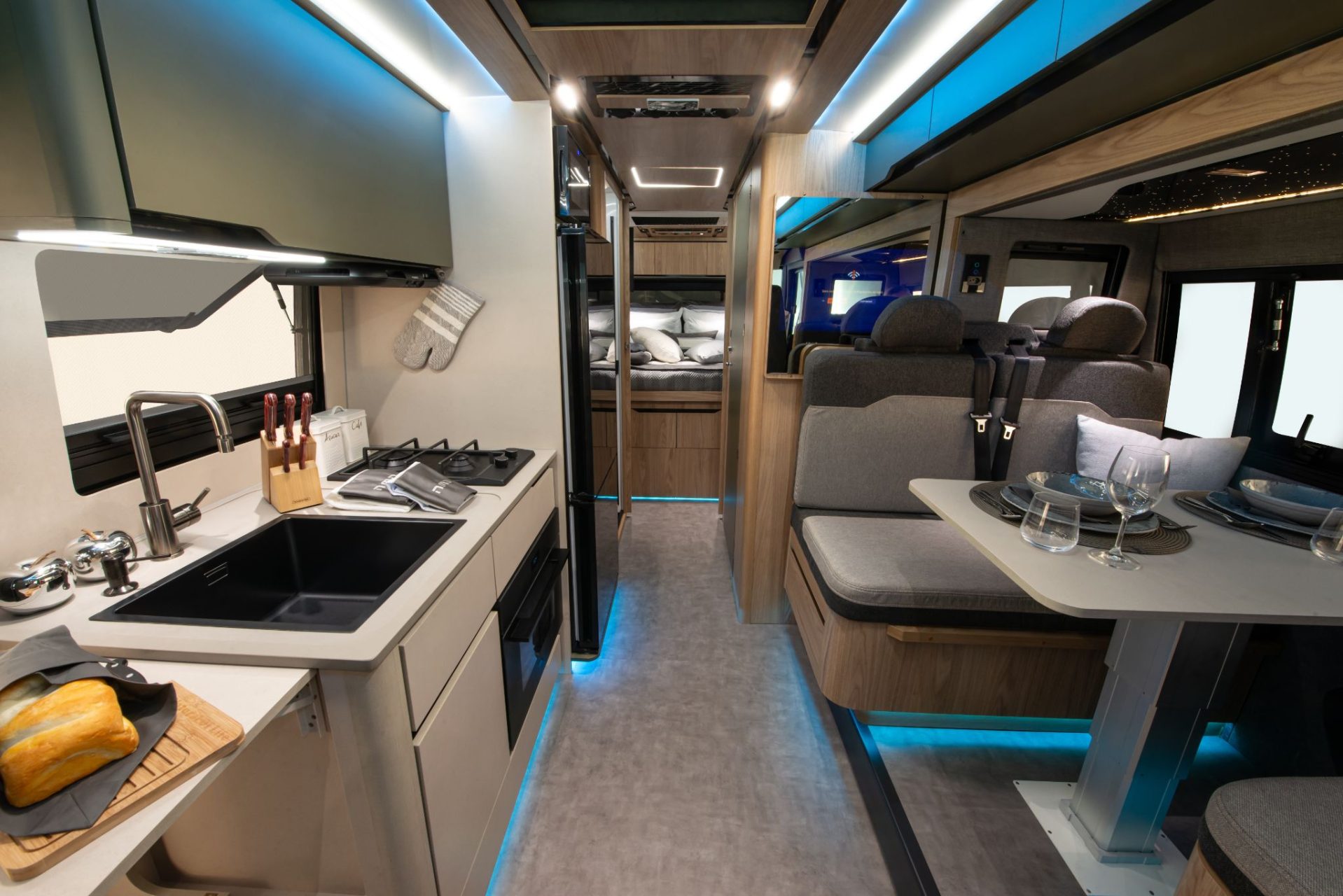 Marcopolo Motorhome NOMADE interior cozinha 2