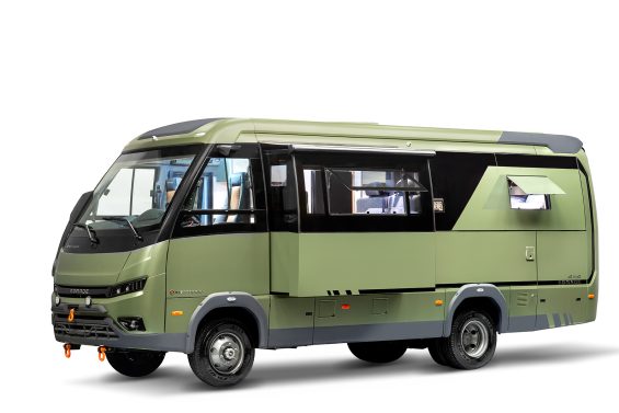 Marcopolo Motorhome NOMADE verde frente parado