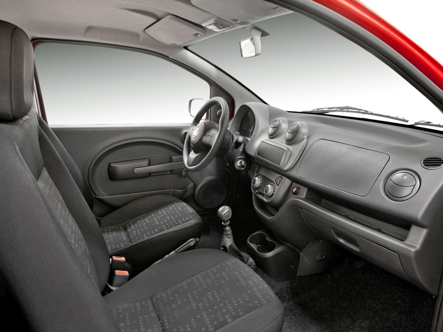 FIAT UNO 2010 INTERIOR