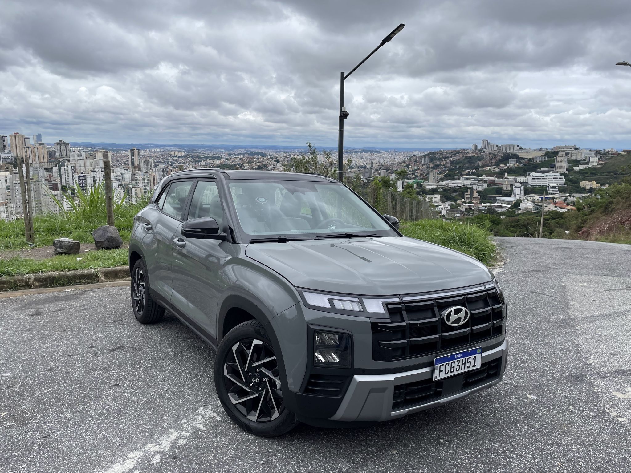 HYUNDAI CRETA ULTIMATE 2025 CINZA FRENTE LATERAL TRASEIRA INTERIOR (2)
