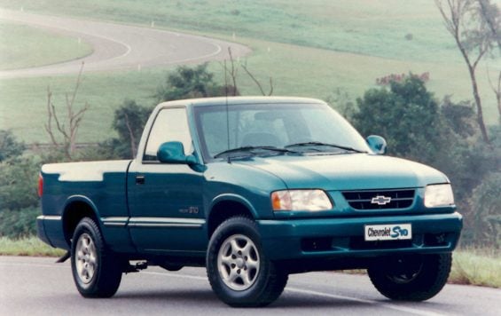 chevrolet s 10 cabine simples 1995 verde frente parada