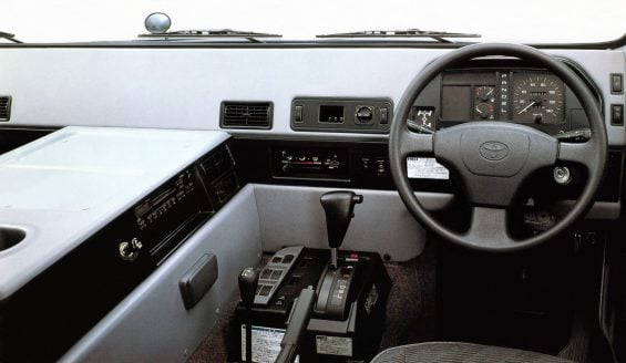 toyota mega cruiser interior painel