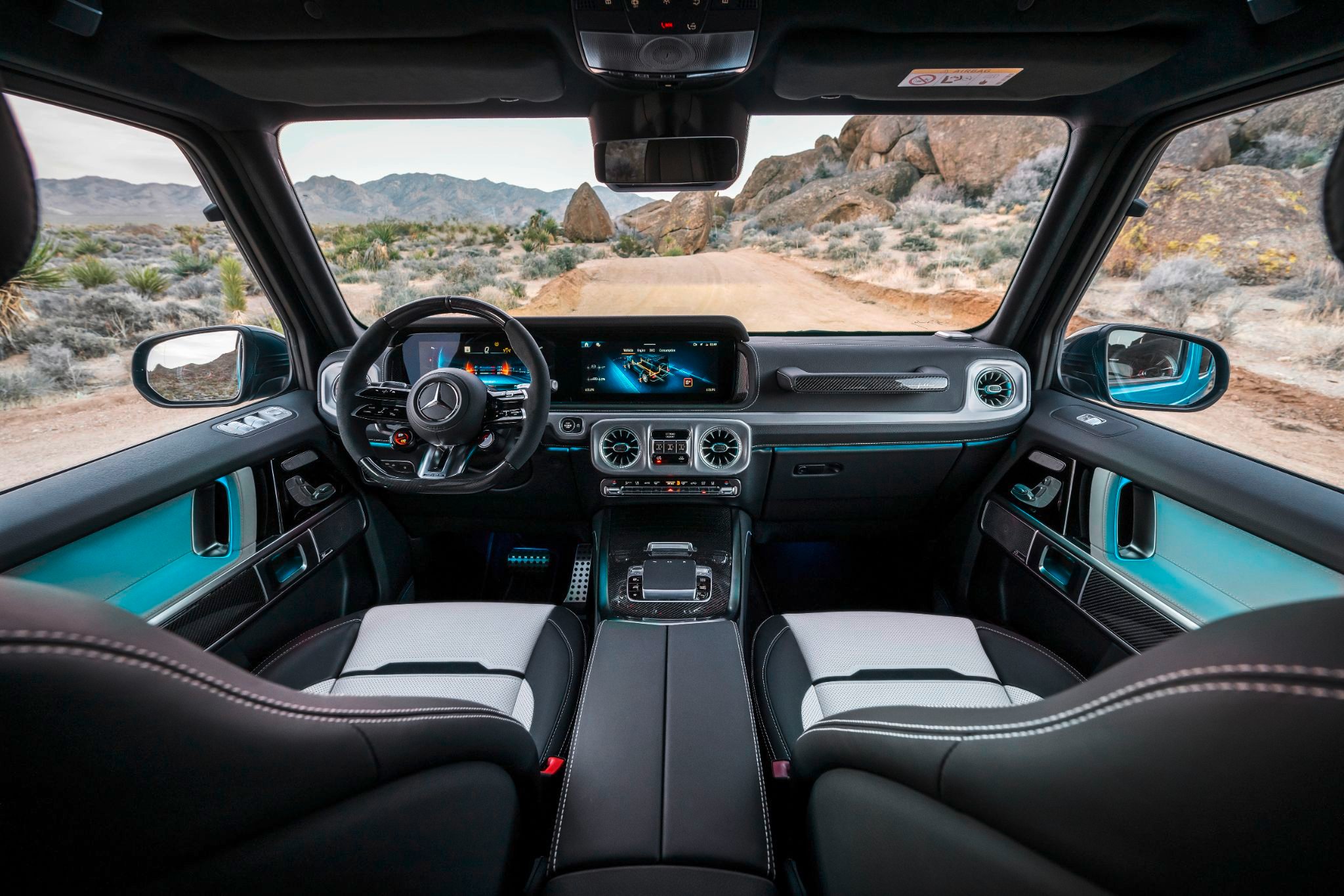 Mercedes-AMG G 63 2025 interior painel