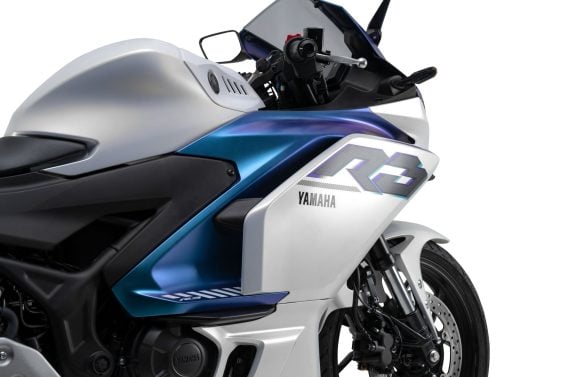 Yamaha R3 Connected (11)