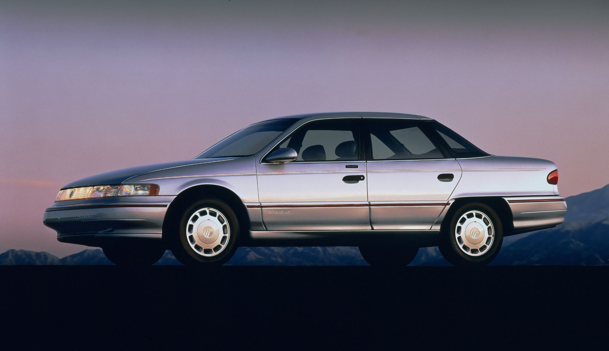 mercury sable 1991 prata lateral parado