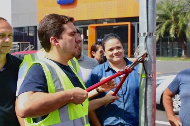 prefeito de marilia corta fio de radar de velocidade foto divulgcacao
