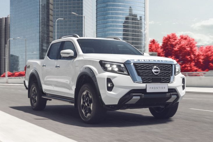 Nissan Frontier ganha kit alargador de paralama