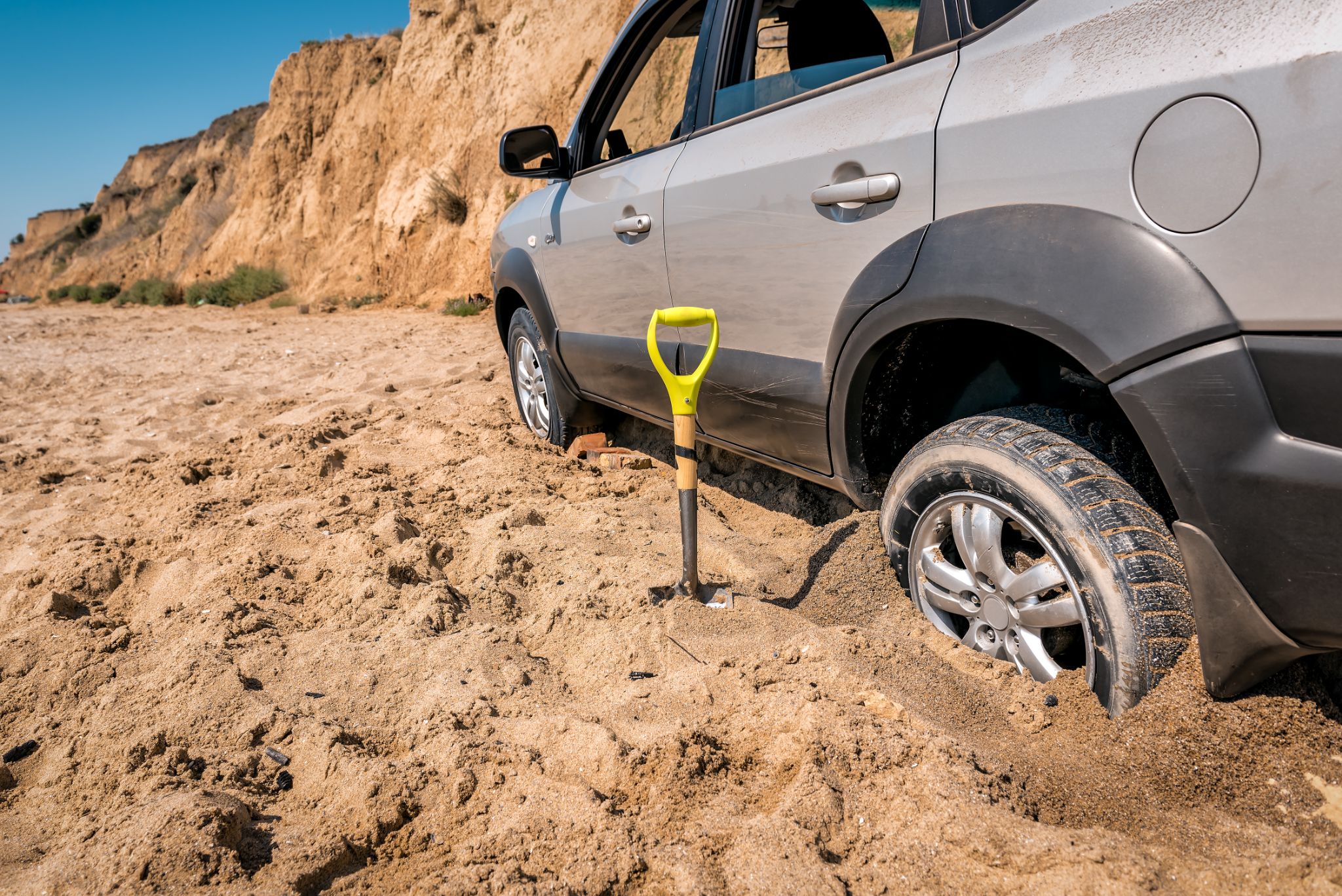 The,Wheel,Of,The,Car,Got,Stuck,In,The,Sand