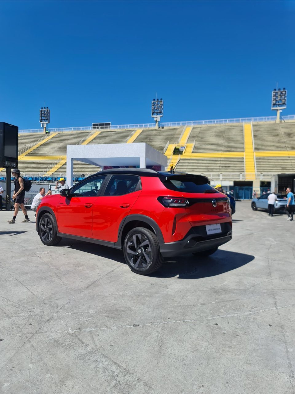 VOLKSWAGEN TERA 2025 FRENTE LATERAL TRASEIRA FELIPE BOUTROS (2)