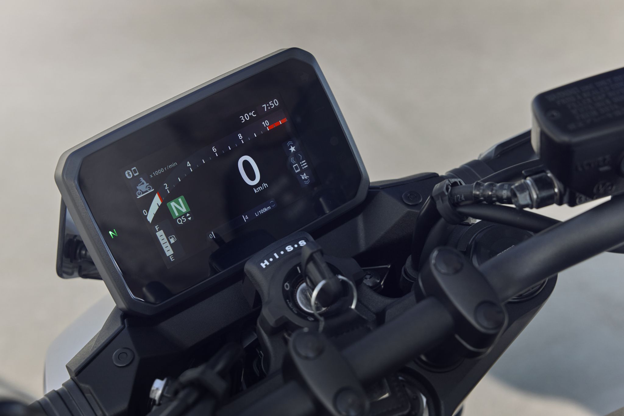 25 Honda CB750 Hornet meter