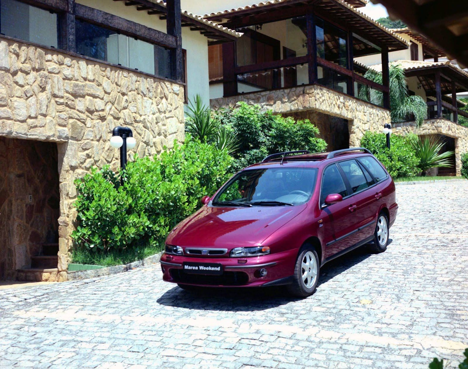 marea weekend 1998 divulgacao Fiat