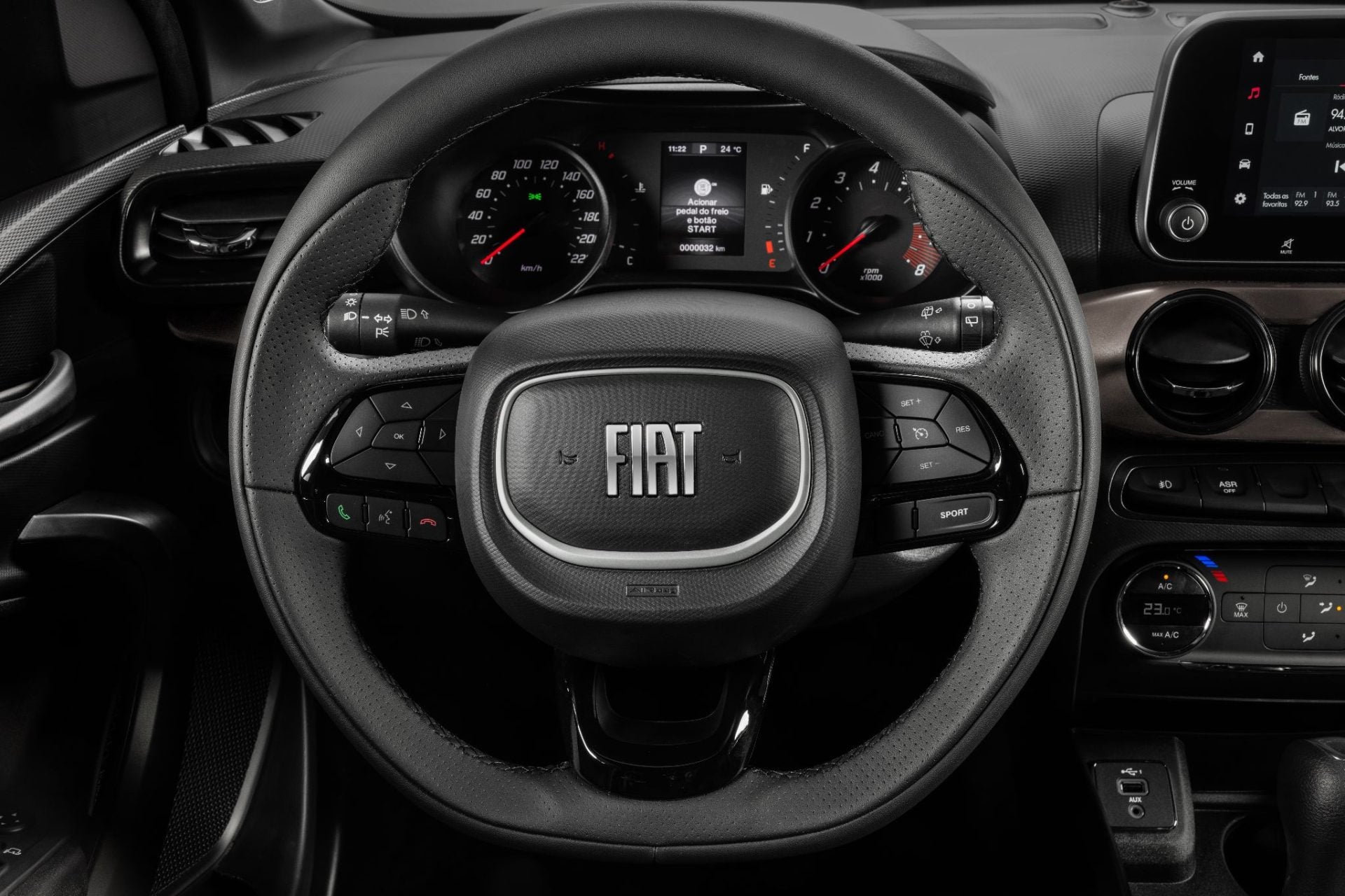 Instrumentos del volante interior del Fiat Argo Drive 1 3 AT CVT 2026