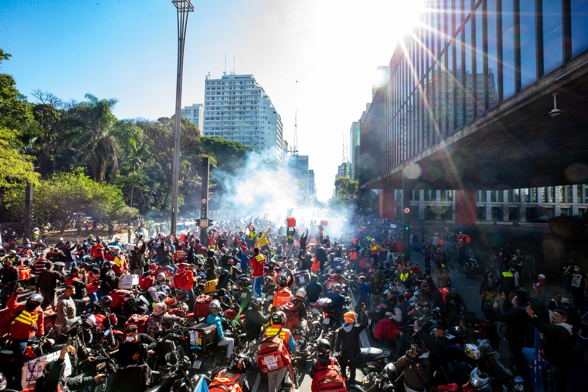 Brasil na trilha da Índia: quantidade de motos revela situação econômica do país