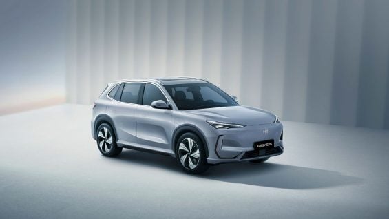 Geely EX5 prata frente parado (2)