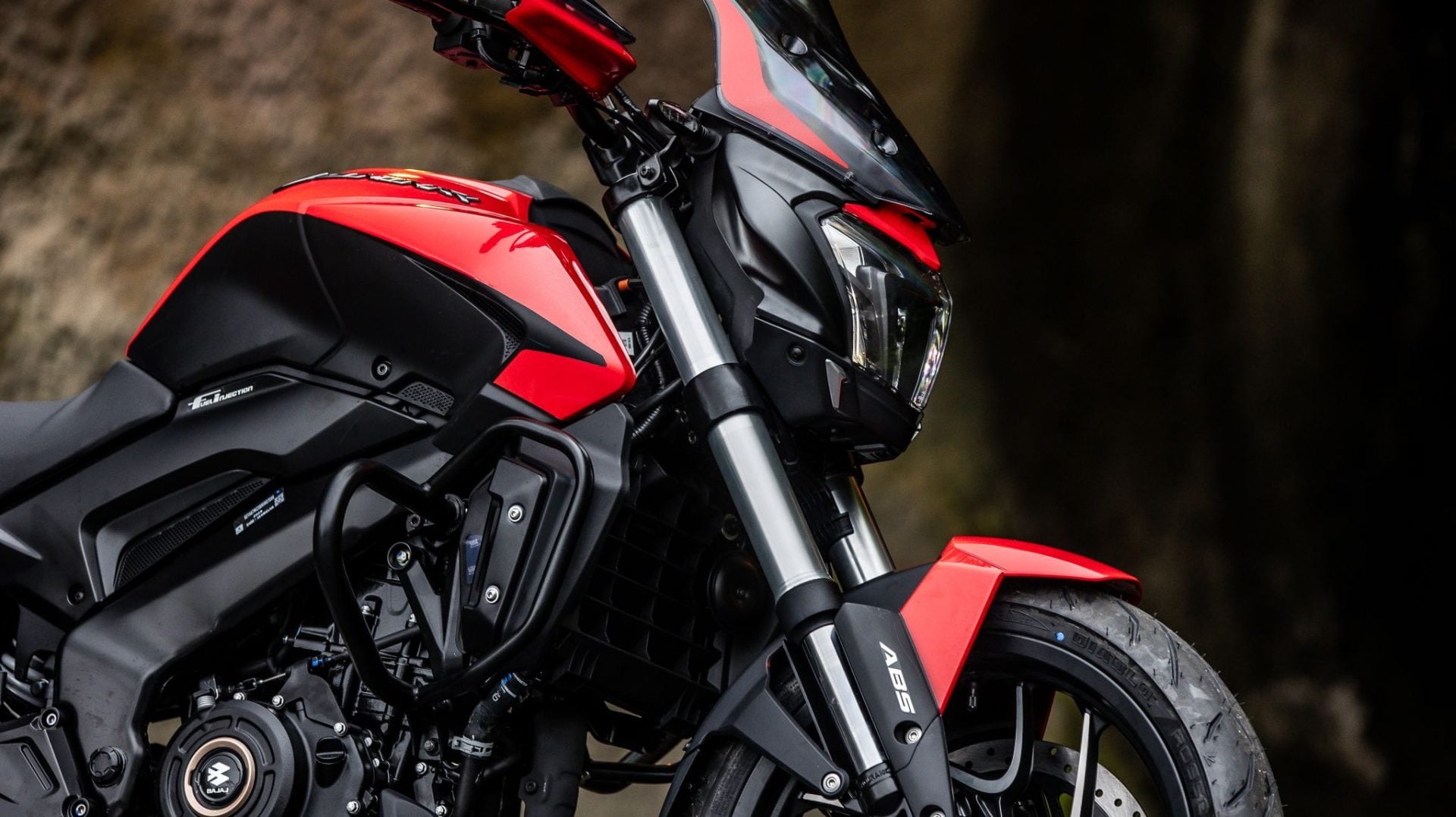 Bajaj Dominar 400 (1)