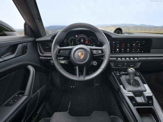 Porsche 911 GT3 Touring Package 2025 Interior painel
