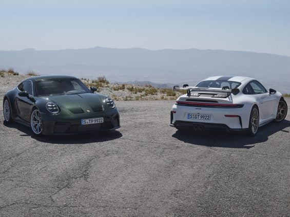 Porsche 911 GT3 Touring Package 2025 verde e branco