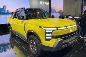 Salão de Xangai Nissan Frontier Pro Plug in Hybrid amarela frente (3)
