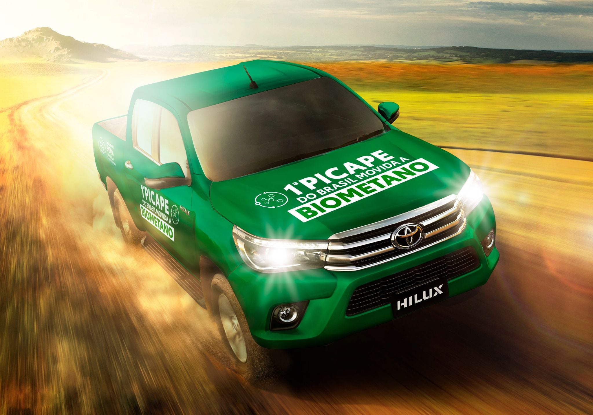 Toyota Hilux Biometano verde frente
