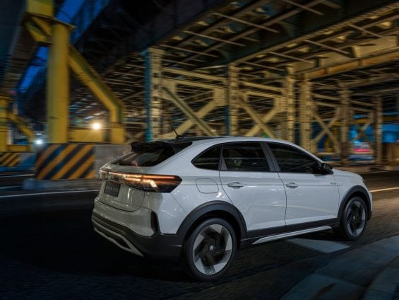 Volkswagen Nivus GTS 2026 Branco Cristal traseira parado