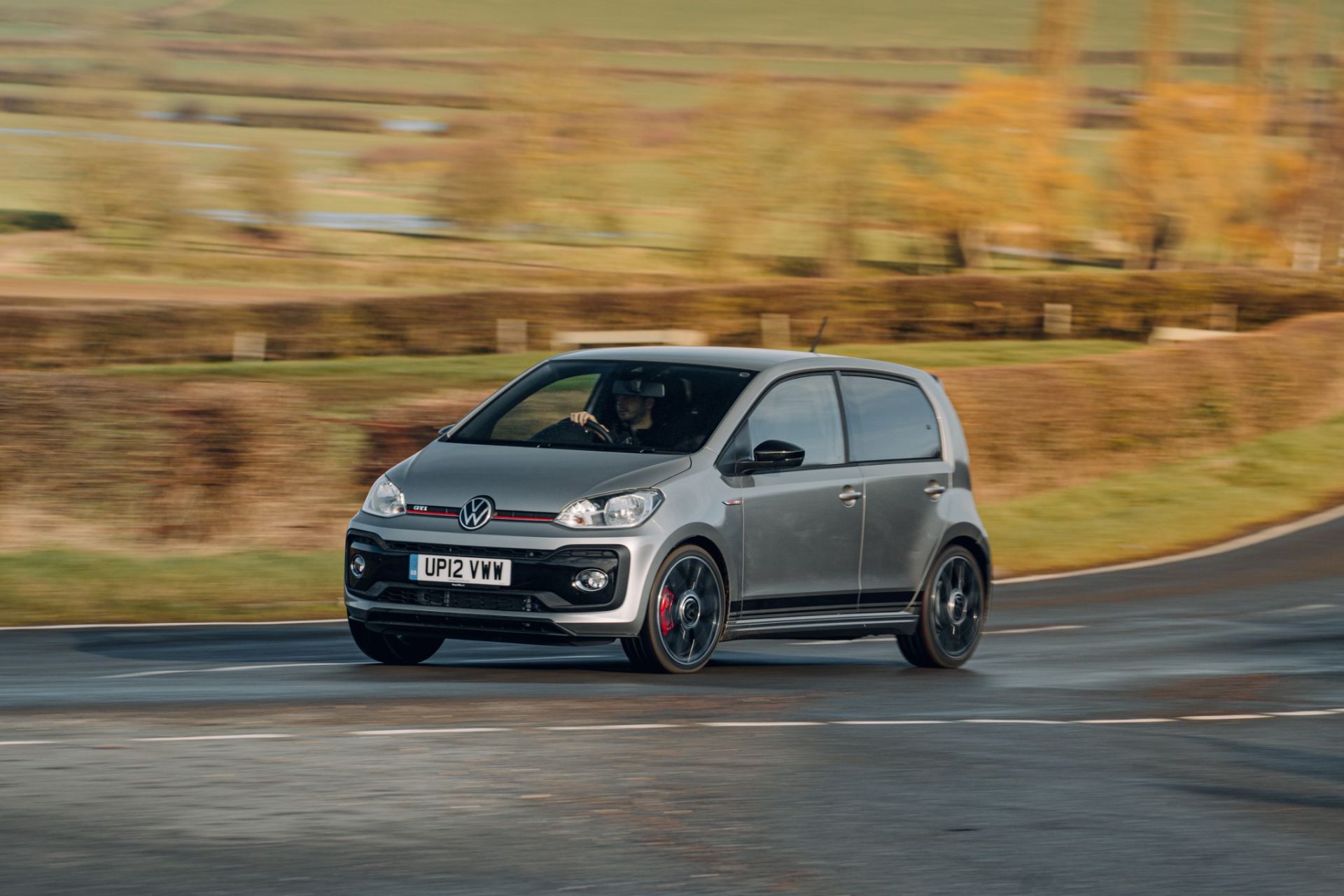 volkswagen up gti 2020 cinza