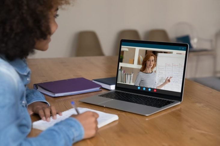 shutterstock curso de reciclagem CNH online