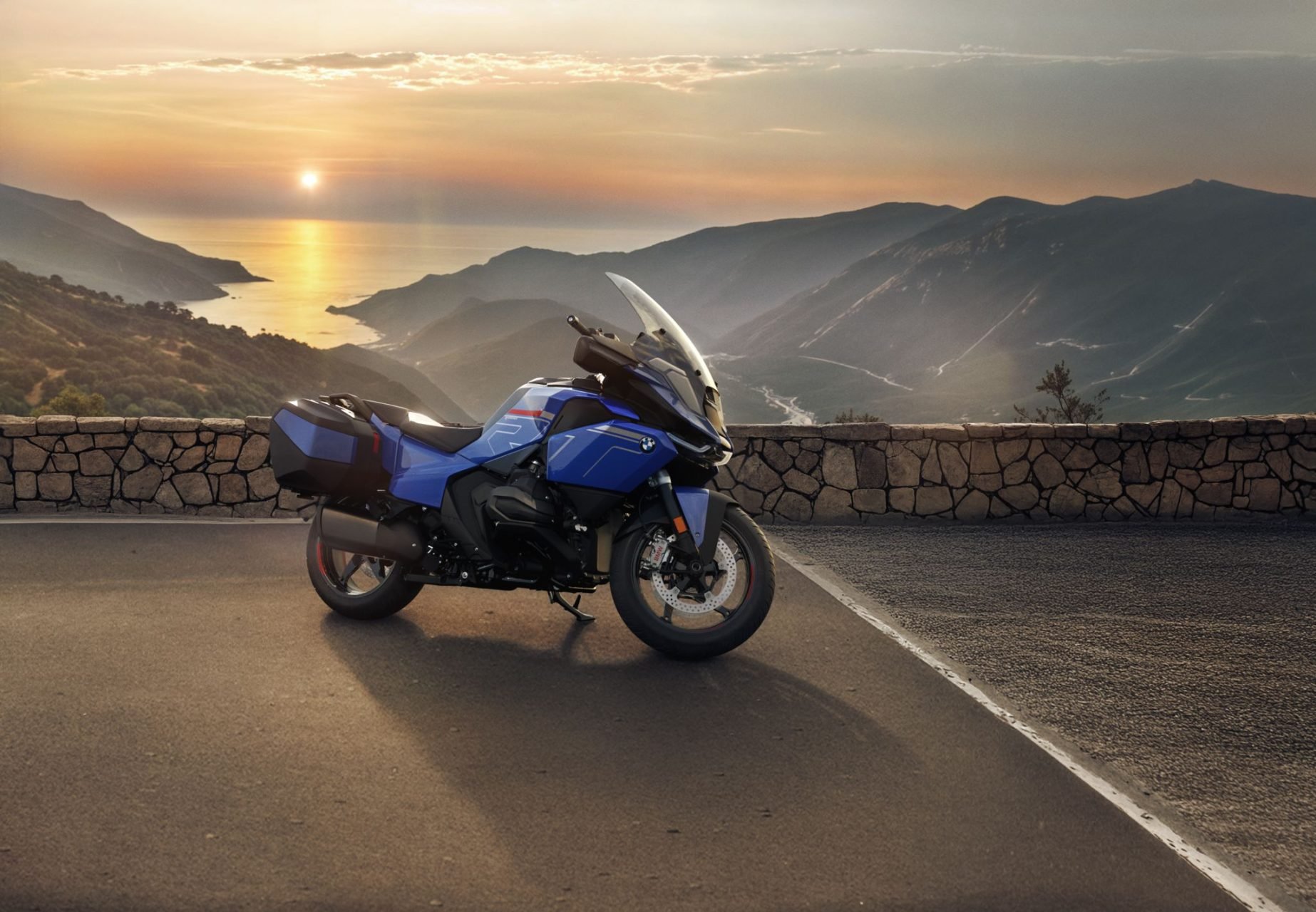 BMW R 1300 RT (1)