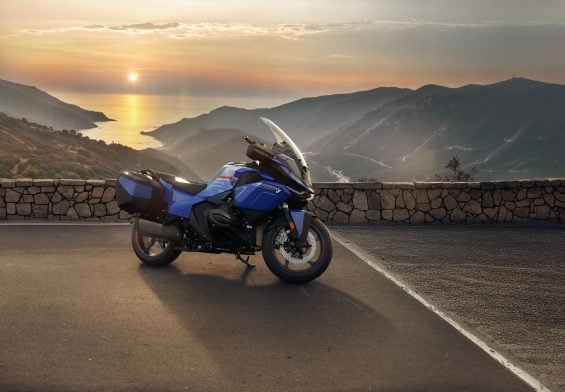 BMW R 1300 RT (1)