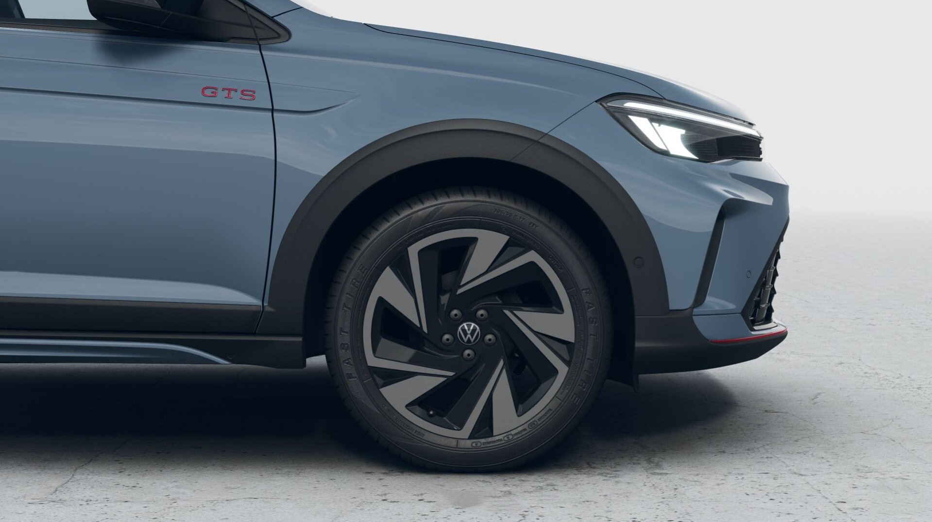 Volkswagen Nivus GTS 2026 azul Titan detalhe roda de 17 polegadas