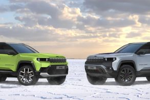Novo Jeep Compass 2026 Europa primeira edição em verde e versão 4x4 em cinza capa