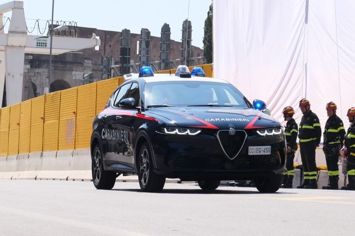 alfa romeo tonale carabinieri