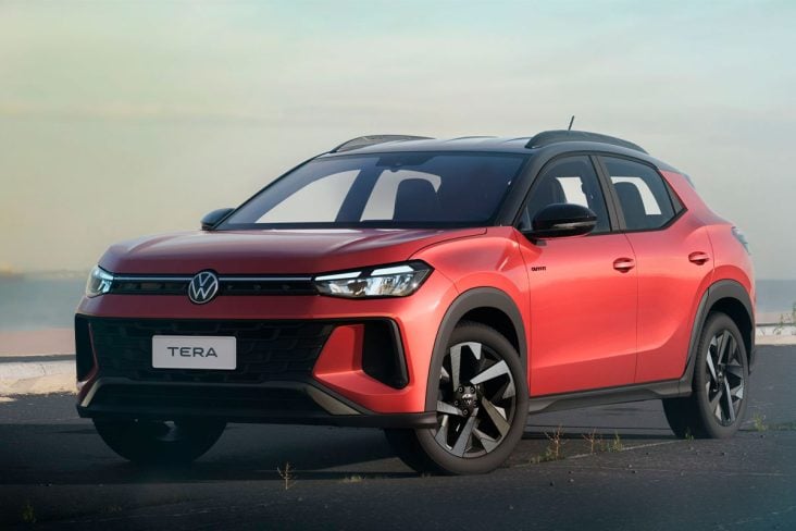 Volkswagen VW Tera High Outfit 2026 vermelho frente parado.