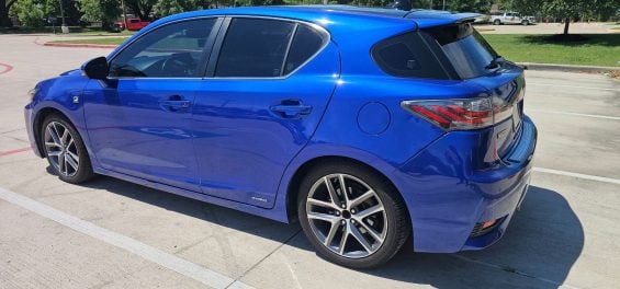 Lexus CT200h 1 milhão de milhas lateral