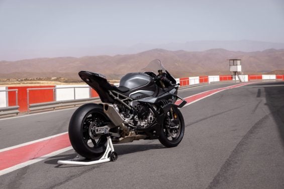 BMW S 1000 RR 2026 (3)