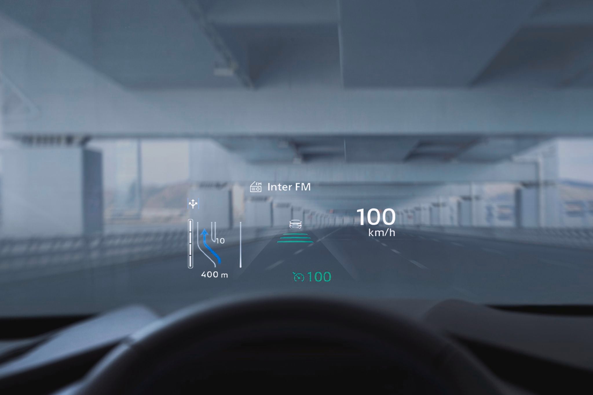 Mitsubishi Outlander PHEV Signature interior heads up display