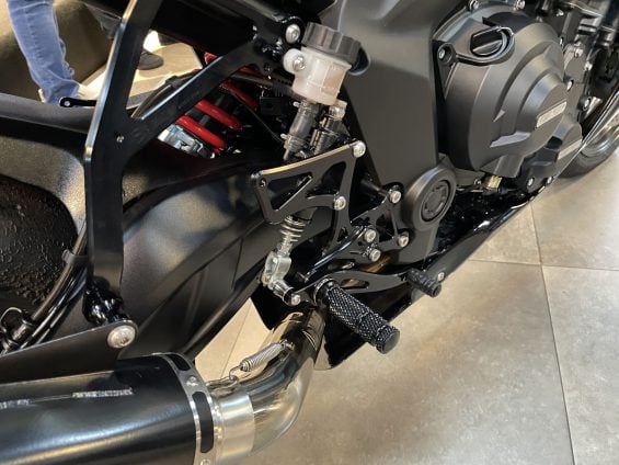 Triumph Daytona 660 MOTO1000GP   (16)
