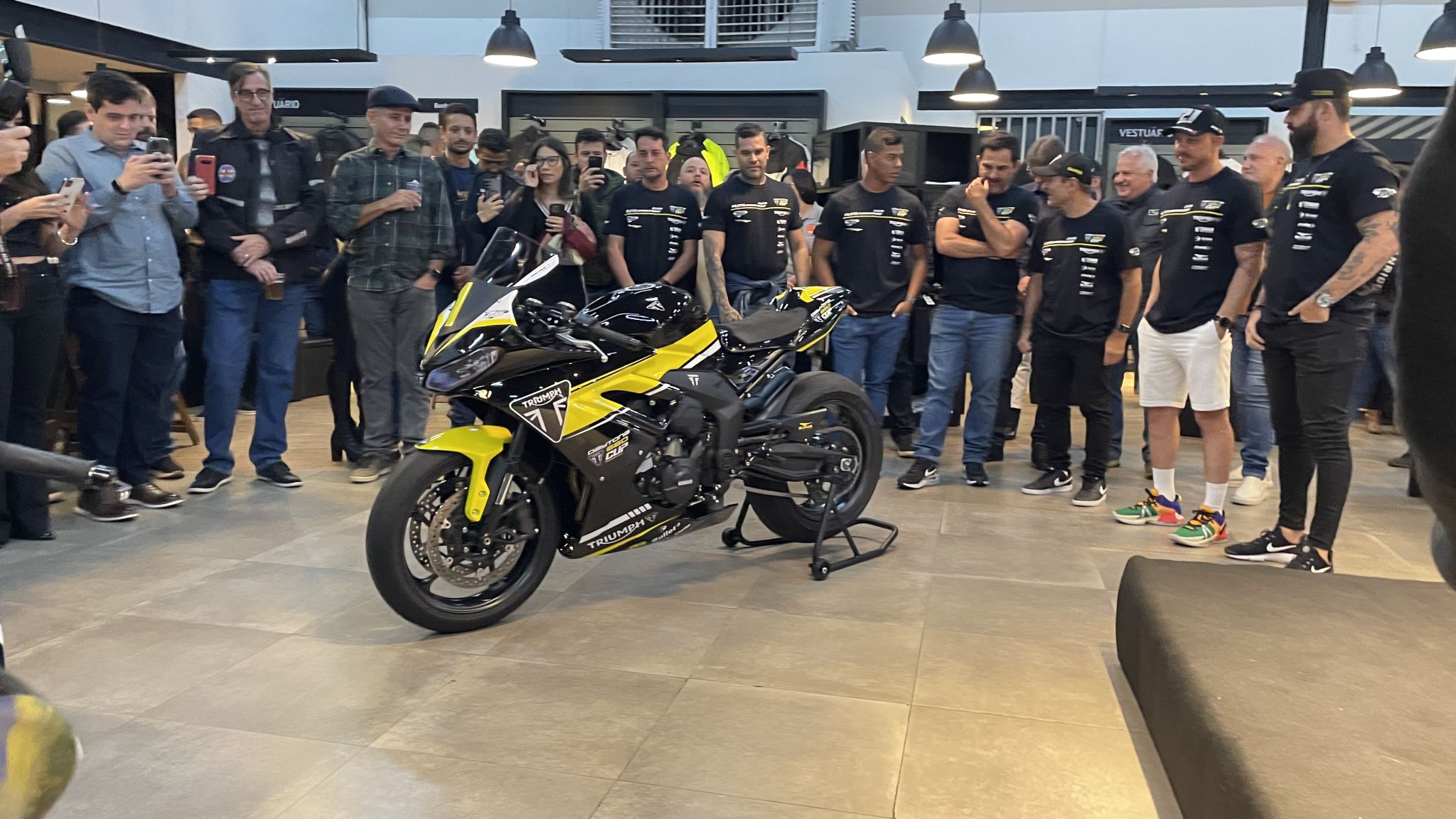 Triumph Daytona 660 MOTO1000GP   (20)