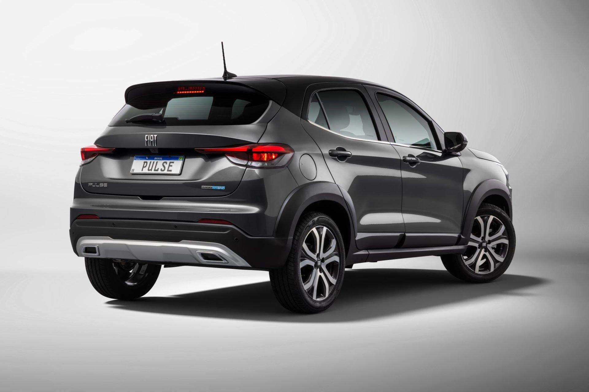 fiat-pulse-impetus-t200-at-hybrid-2026-10-1920x1280.jpg