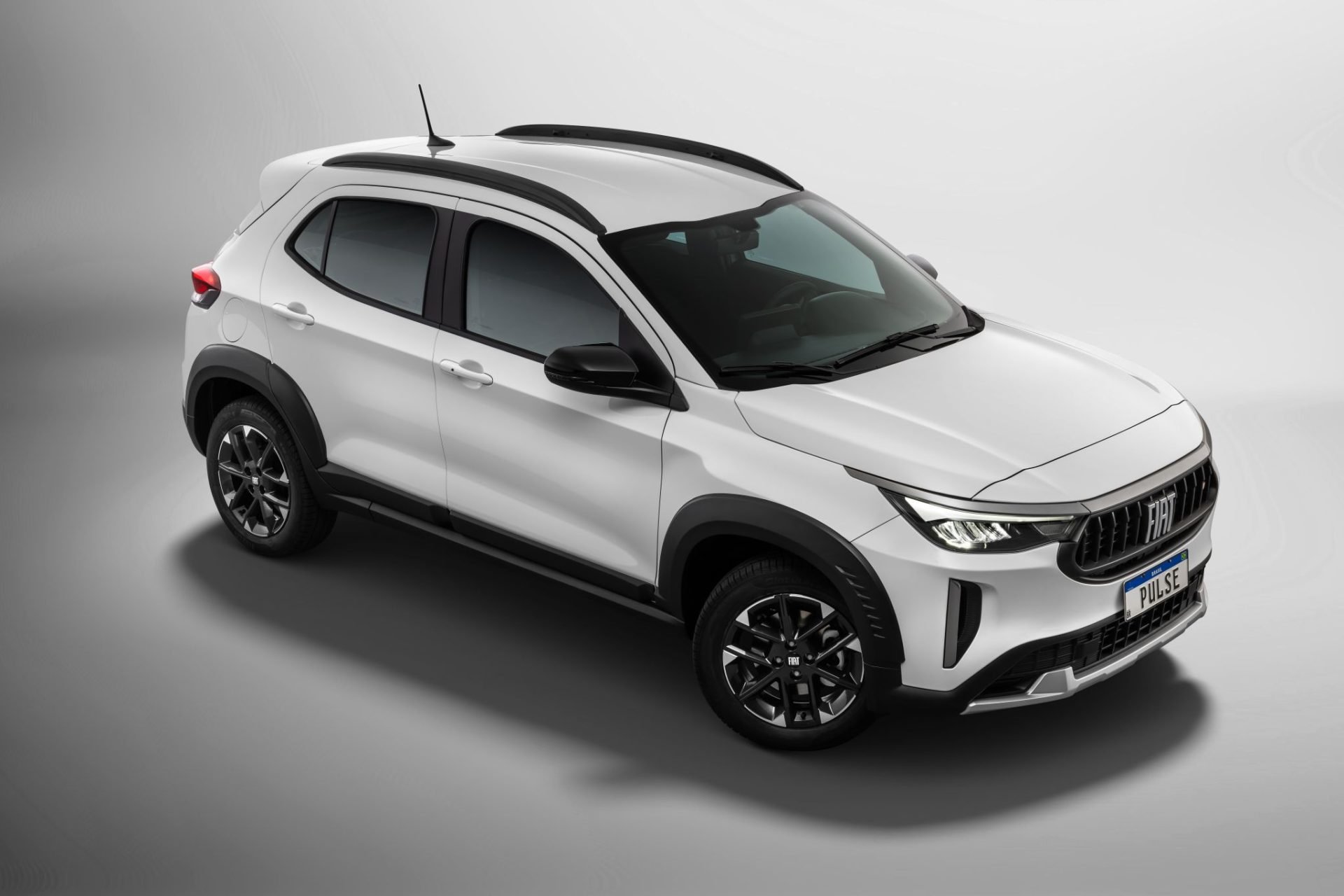 fiat-pulse-audace-t200-at-hybrid-2026-7-1920x1280.jpg