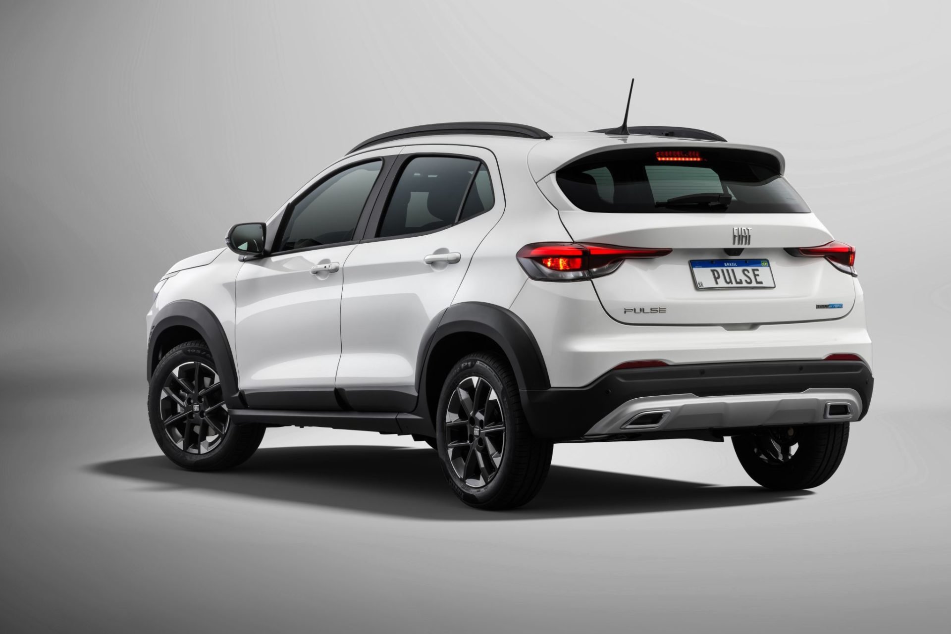 fiat-pulse-audace-t200-at-hybrid-2026-1-1920x1280.jpg