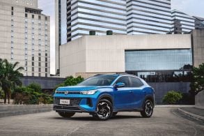 VOLKSWAGEN TERA TSI FRENTE LATERAL TRASEIRA PAINEL (4)