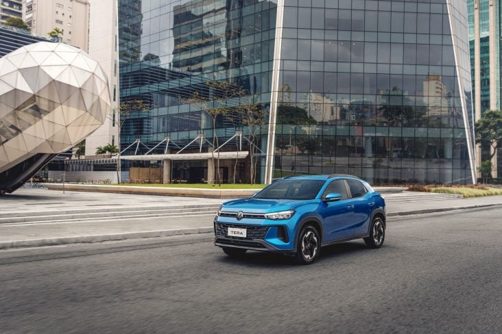 VOLKSWAGEN TERA TSI FRENTE LATERAL TRASEIRA PAINEL (5)