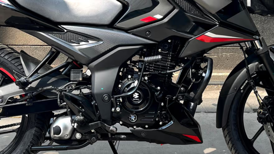 Bajaj Pulsar N150 (1)