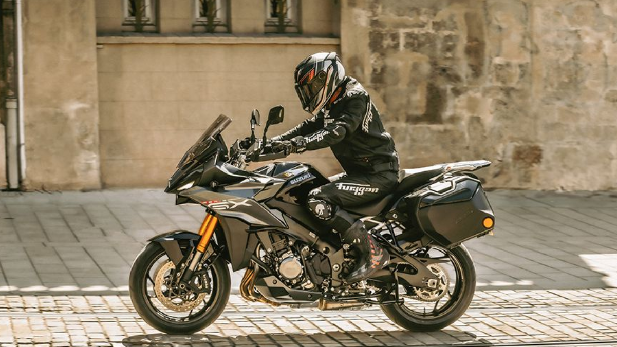 Suzuki GSX S1000GX (1)