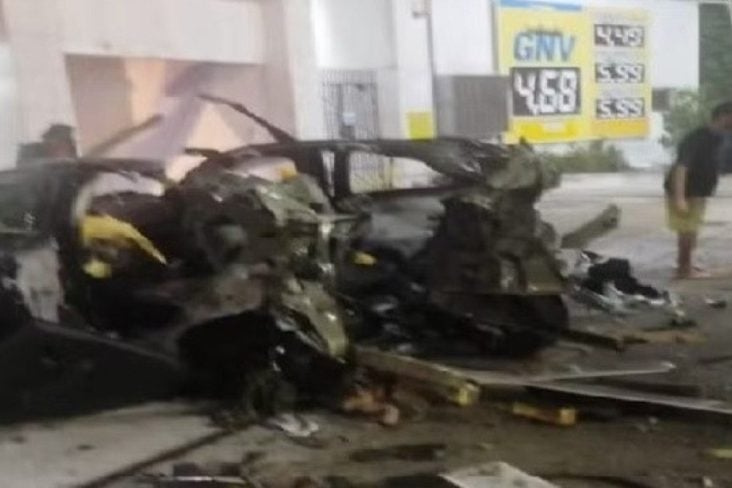 carro explode em abastecimento gnv no rj