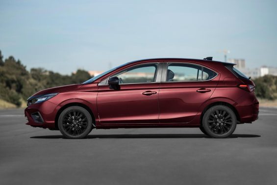 Honda City Hatchback Touring Sport lateral